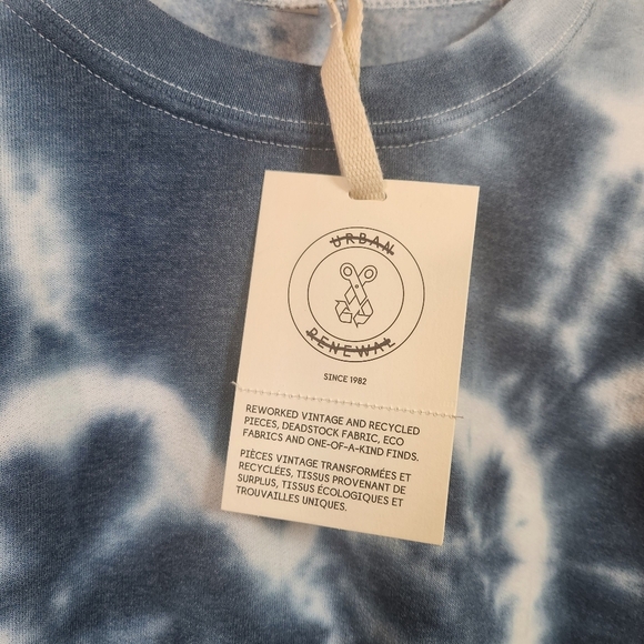 Urban Renewal Remade Heart Blue Tie Dye Crew Neck Sweatshirt Oversized Large XL - Picture 8 of 10